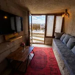 Sunset Cave 2* غوريمِيه