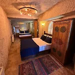 Otel Sunset Cave 2*