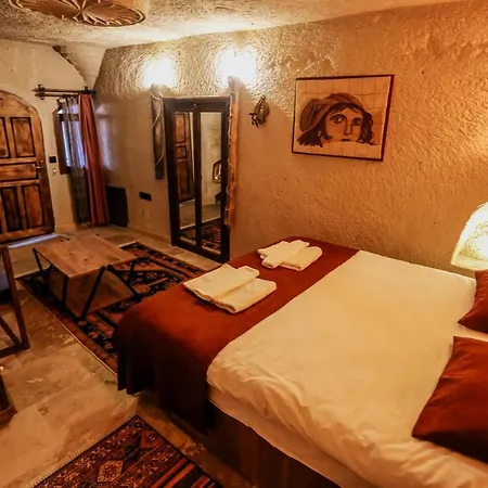 Sunset Cave Hotel