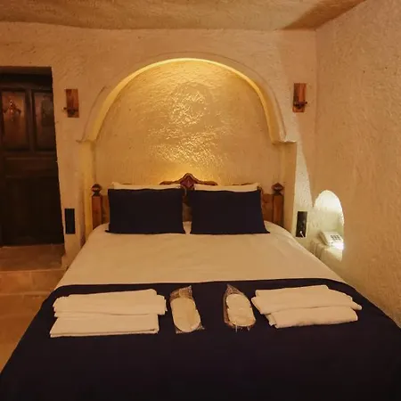 Sunset Cave Hotel