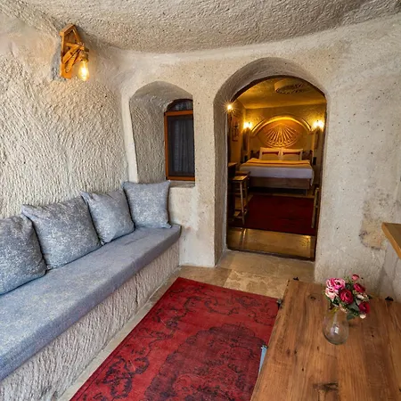 Sunset Cave Hotel 2*