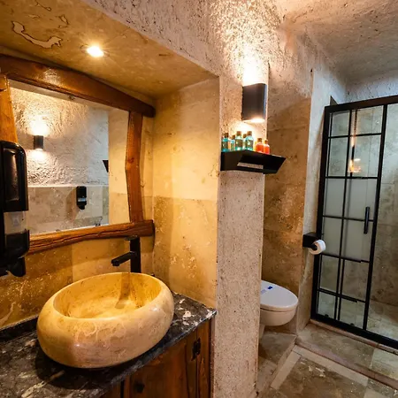 Sunset Cave Hotel 2*