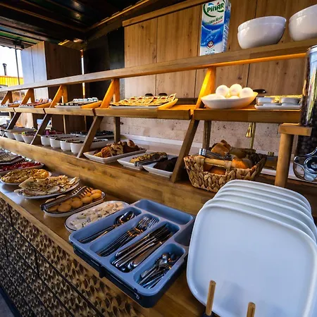 Sunset Cave Hotel 2*